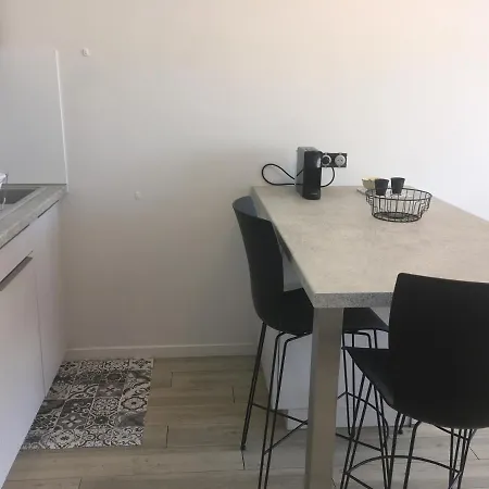 Ocean View Avec Parking Apartment